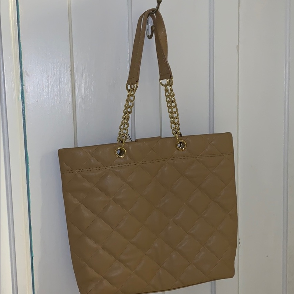 tan tote bag